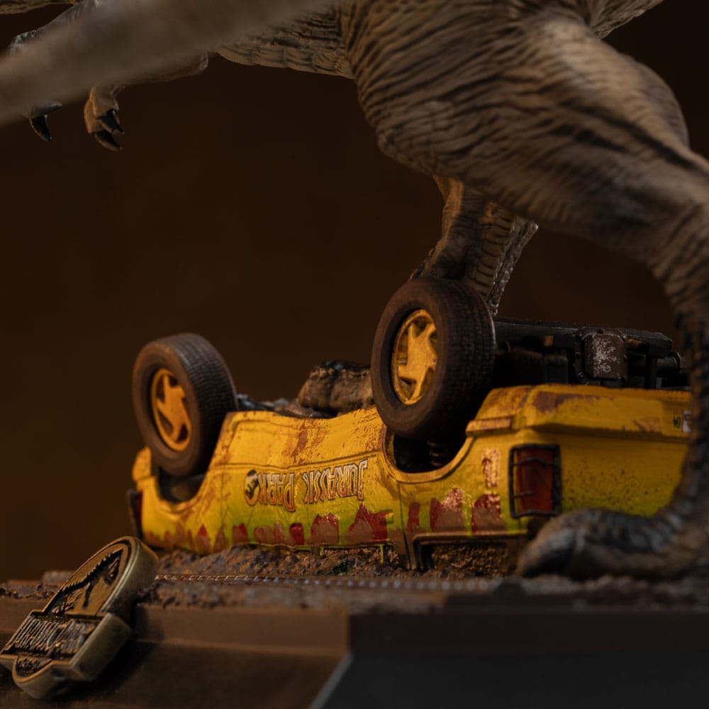 Jurassic Park Icons Statue T-Rex Attack 15 cm - MangaShop.ro