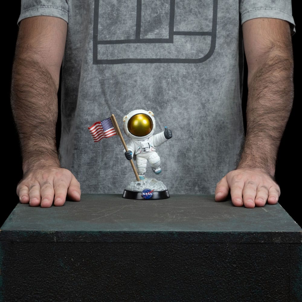 Nasa Mini Co. PVC Figure Apollo 11 Astronaut 23 cm - MangaShop.ro
