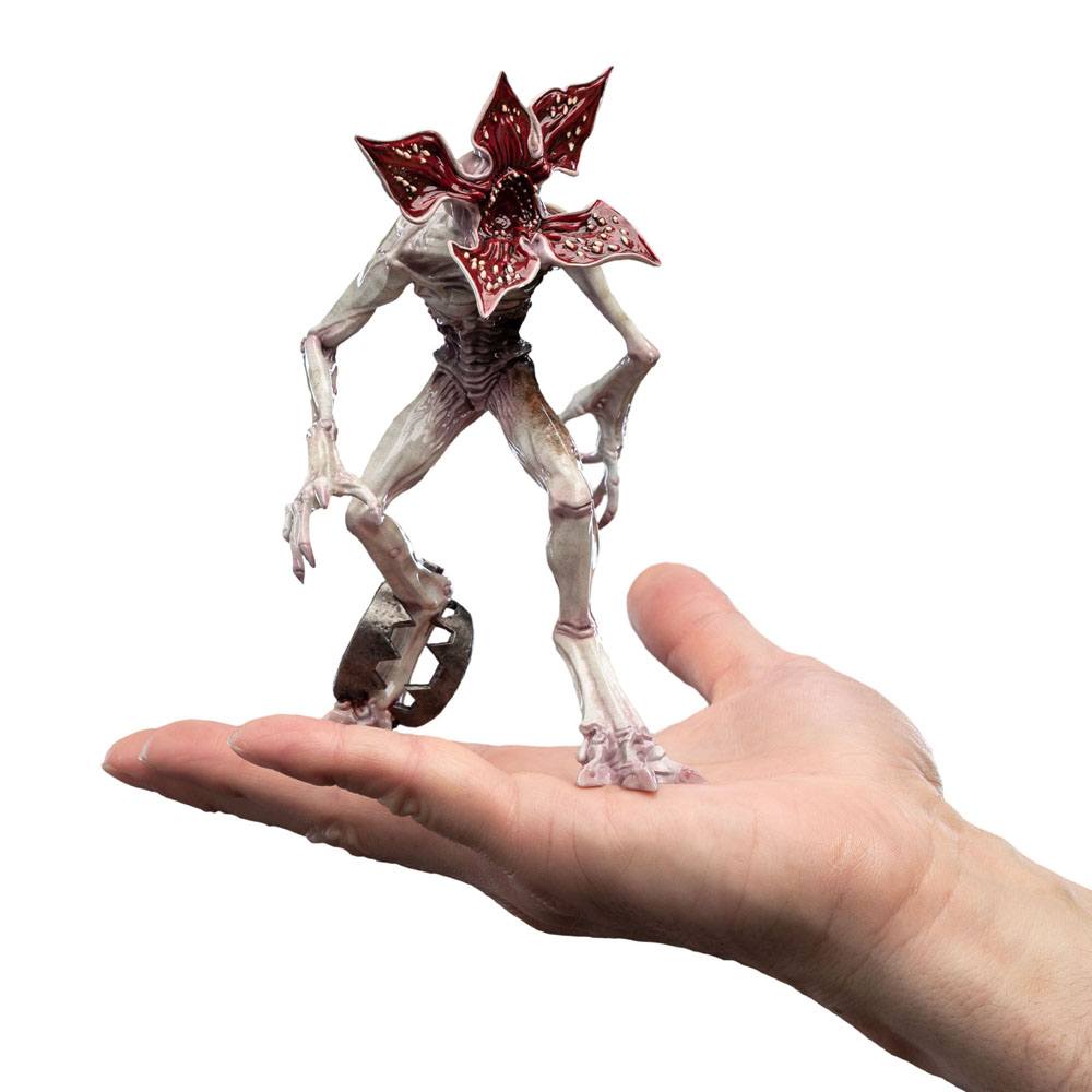 Stranger Things Mini Epics Vinyl Figure The Demogorgon Limited Edition 17 cm - MangaShop.ro