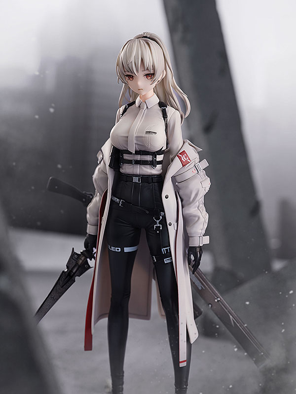 A-Z: PVC Statue 1/7 F01 25 cm - MangaShop.ro