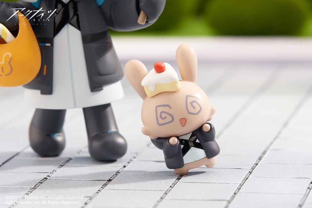 Arknights PVC Statue Mini Series Will You be Having the Dessert? Doctor 10 cm - MangaShop.ro