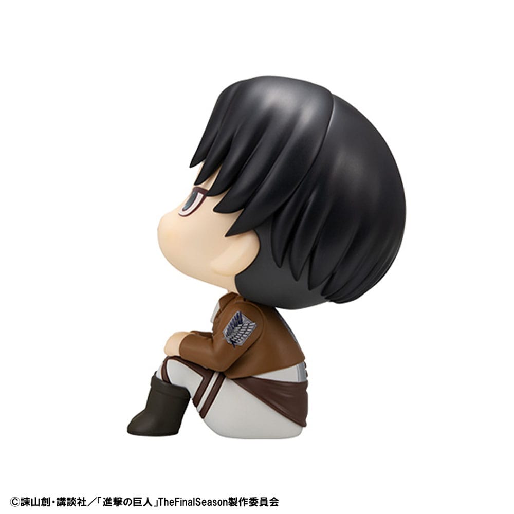 Attack on Titan Look Up PVC Statue Levi 11 cm - MangaShop.ro