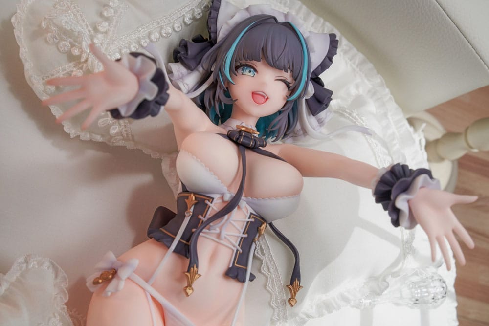 Azur Lane PVC Statue 1/6 Cheshire Hugging Pillow Cover Illustration Ver. 25 cm - MangaShop.ro