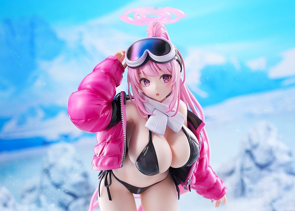 Blue Archive PVC Figure 1/7 Eimi (Swimsuit) 26 cm - MangaShop.ro