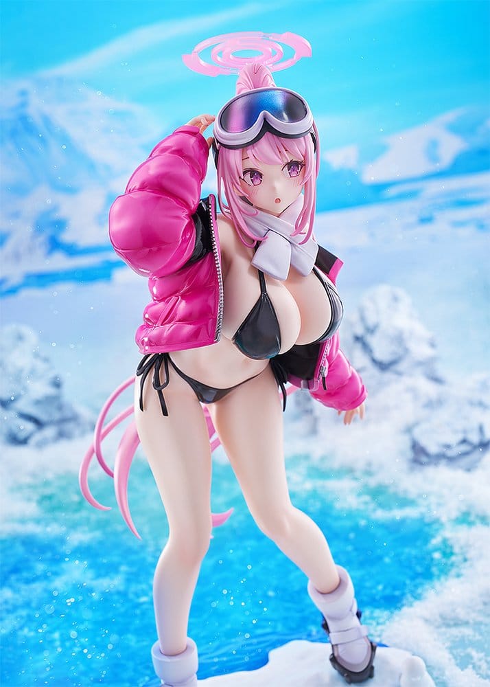 Blue Archive PVC Figure 1/7 Eimi (Swimsuit) 26 cm - MangaShop.ro