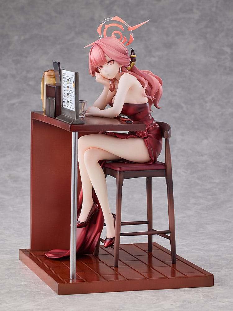 Blue Archive PVC Statue 1/7 Aru (Dress): Memorial Lobby Ver. 23 cm - MangaShop.ro