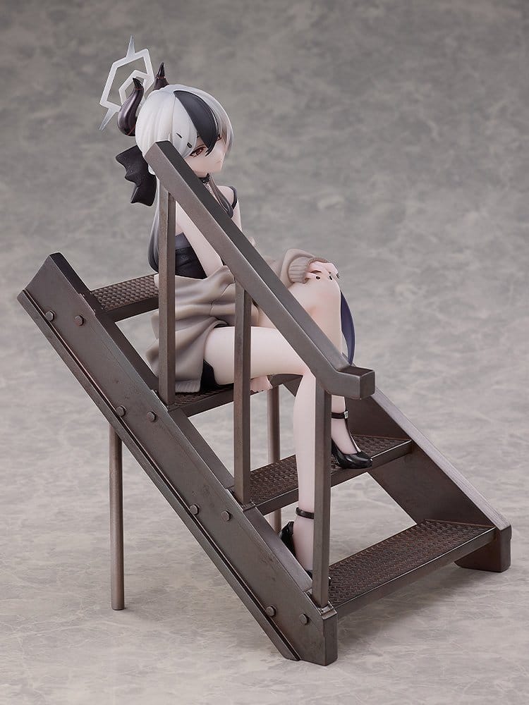Blue Archive PVC Statue 1/7 Kayoko (Dress): Memorial Lobby Ver. 22 cm - MangaShop.ro