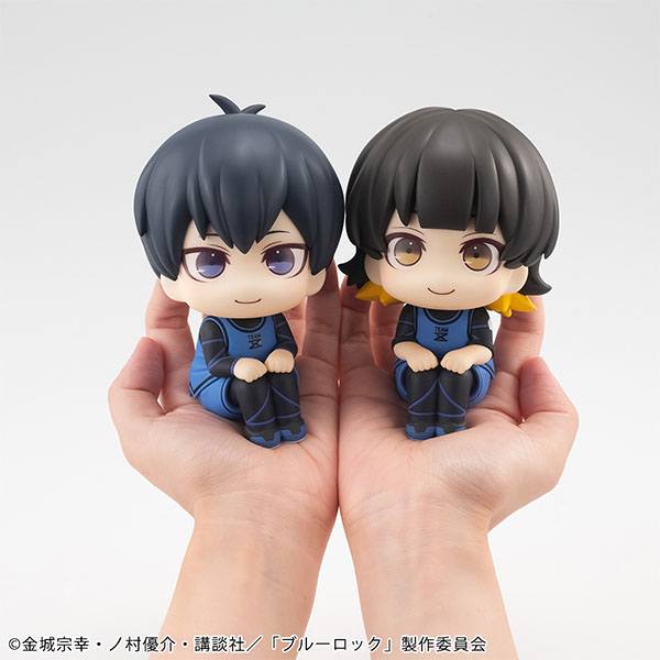Blue Lock Look Up PVC Statue Meguru Bachira 11 cm - MangaShop.ro