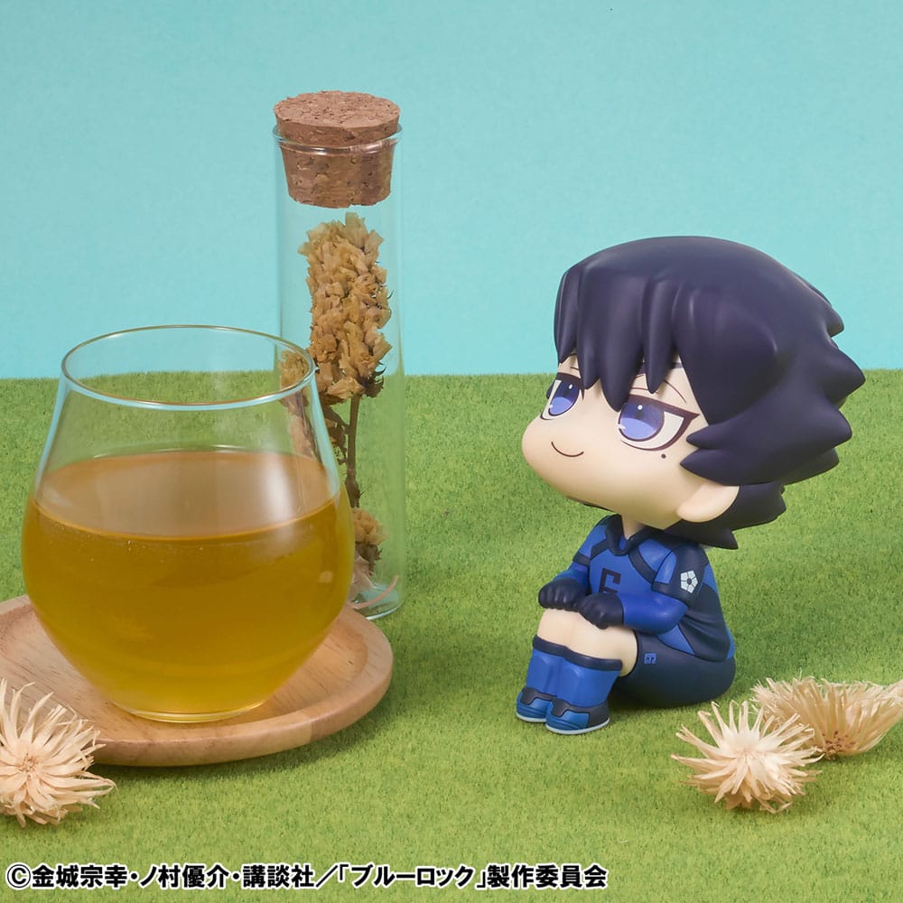 Blue Lock Look Up PVC Statue Tabito Karasu 11 cm - MangaShop.ro
