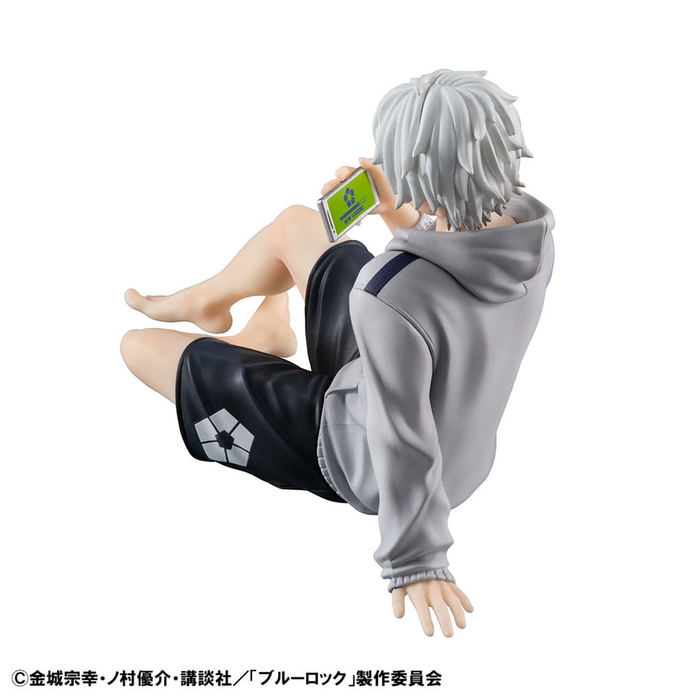 Blue Lock G.E.M. Series PVC Statue Seishiro Nagi Repaint Ver. Palm Size 9 cm - MangaShop.ro