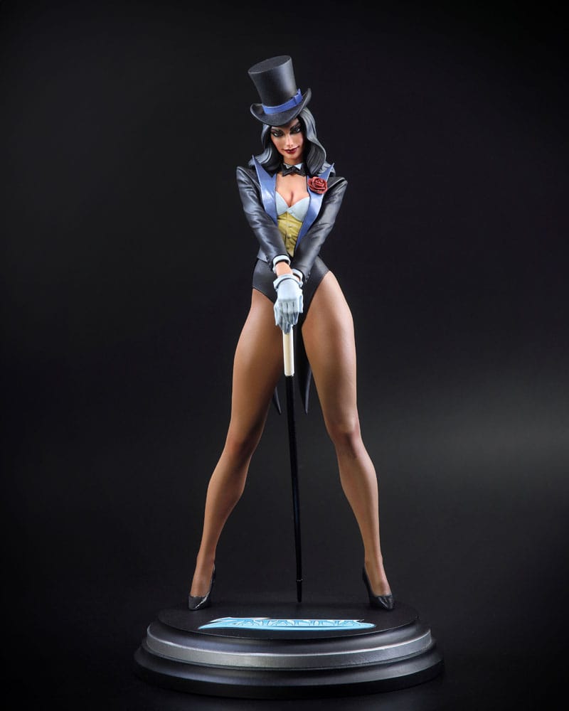 DC Direct DC Cover Girls Resin Statue Zatanna by J. Scott Campbell 23 cm - MangaShop.ro