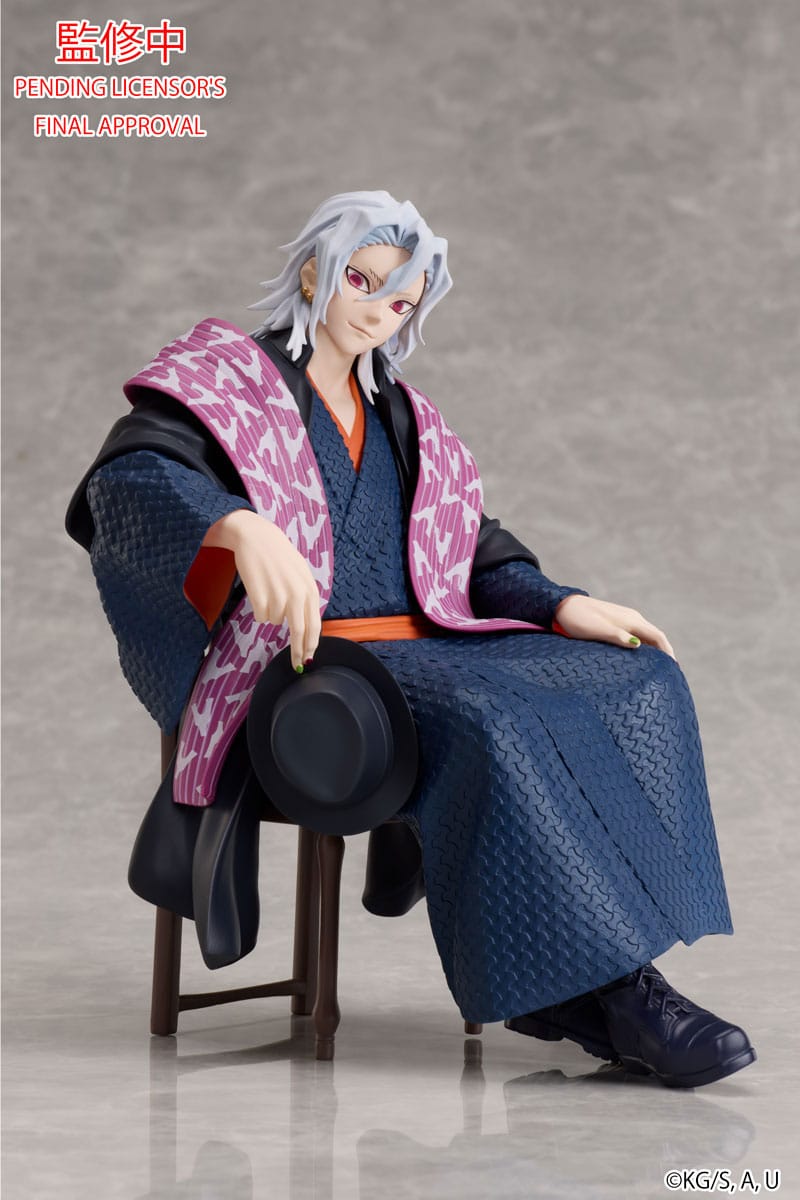 Demon Slayer: Kimetsu no Yaiba Statue Tengen Uzui 17 cm - MangaShop.ro