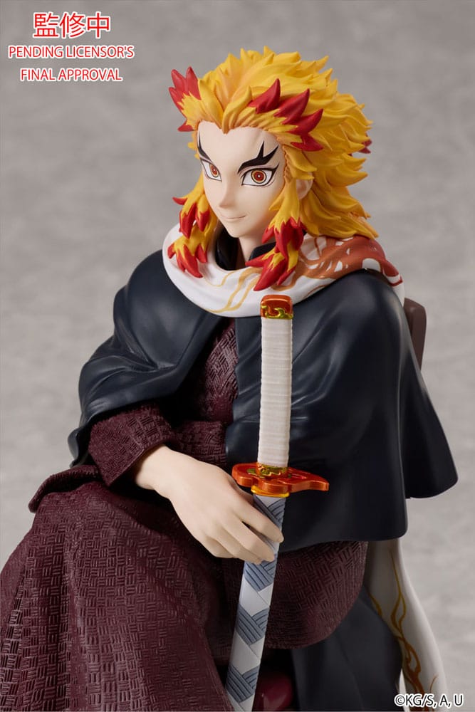 Demon Slayer: Kimetsu no Yaiba Statue Kyojuro Rengoku 16 cm - MangaShop.ro