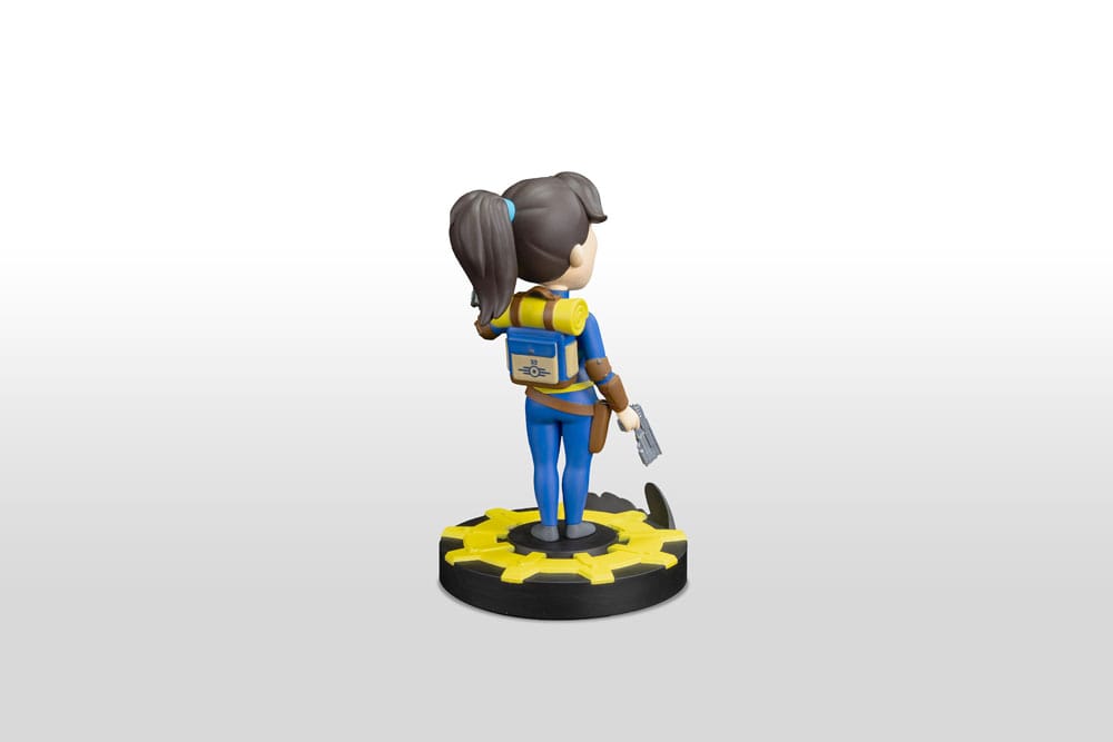 Fallout Vinyl Figure Lucy 20 cm - MangaShop.ro