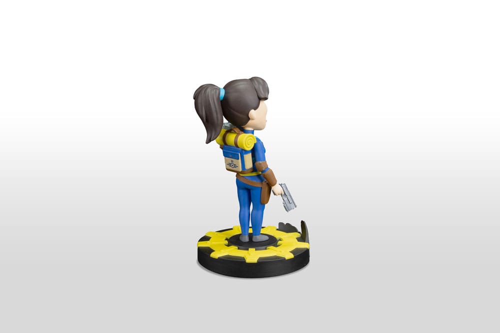 Fallout Vinyl Figure Lucy 20 cm - MangaShop.ro