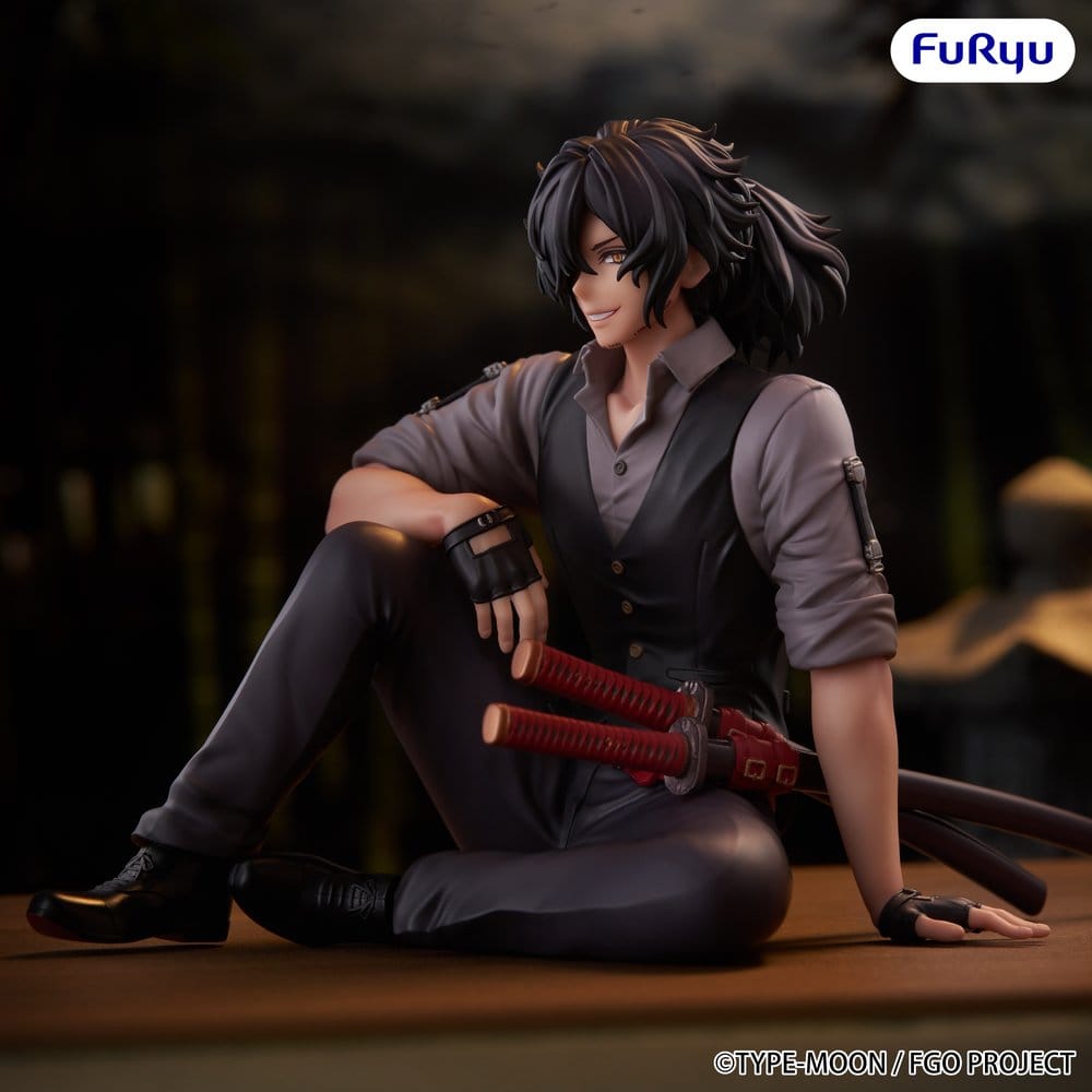 Fate/Grand Order Noodle Stopper PVC Figure Assassin Izou Okada Awesome Dapper Suit 9 cm - MangaShop.ro