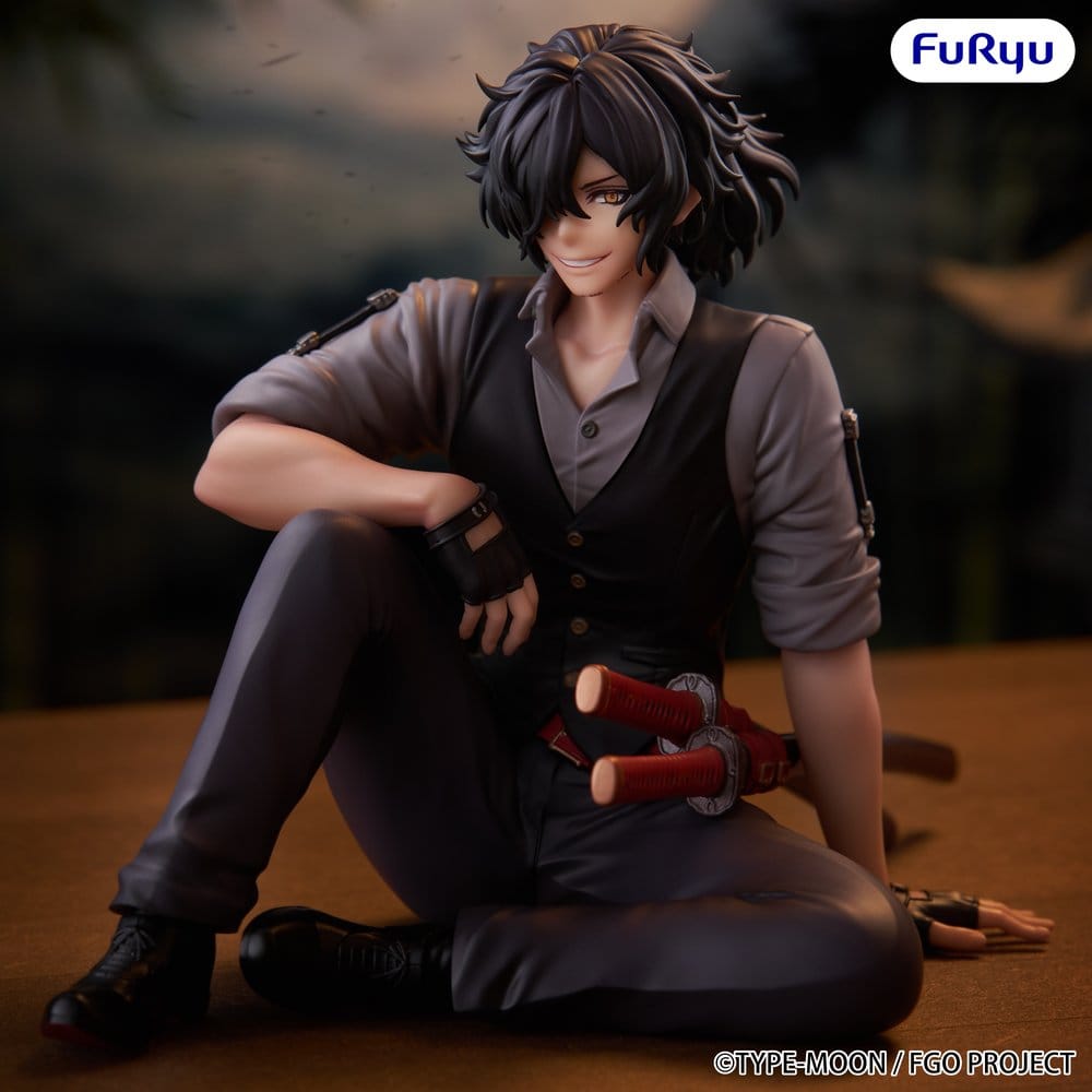 Fate/Grand Order Noodle Stopper PVC Figure Assassin Izou Okada Awesome Dapper Suit 9 cm - MangaShop.ro