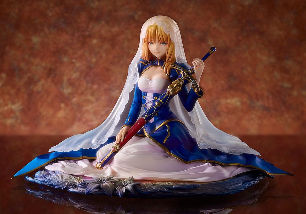 Fate/Grand Order PVC Statue 1/7 Saber Garden of Avalon 14 cm - MangaShop.ro