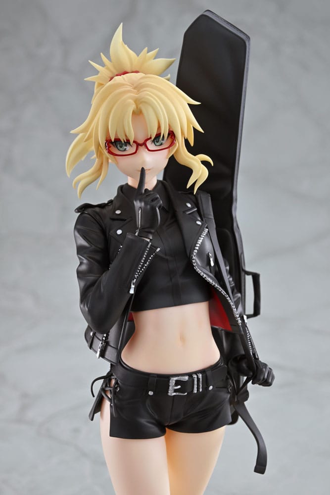 Fate/Apocrypha PVC Statue 1/7 Red Saber (Mordred) Original Glasses Model Ver. 22 cm - MangaShop.ro