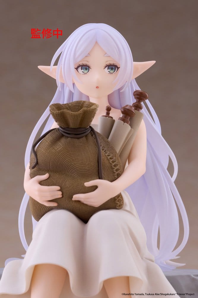 Frieren: Beyond Journey's End Desktop Cute PVC Figure Frieren (In training Ver.) 16 cm - MangaShop.ro