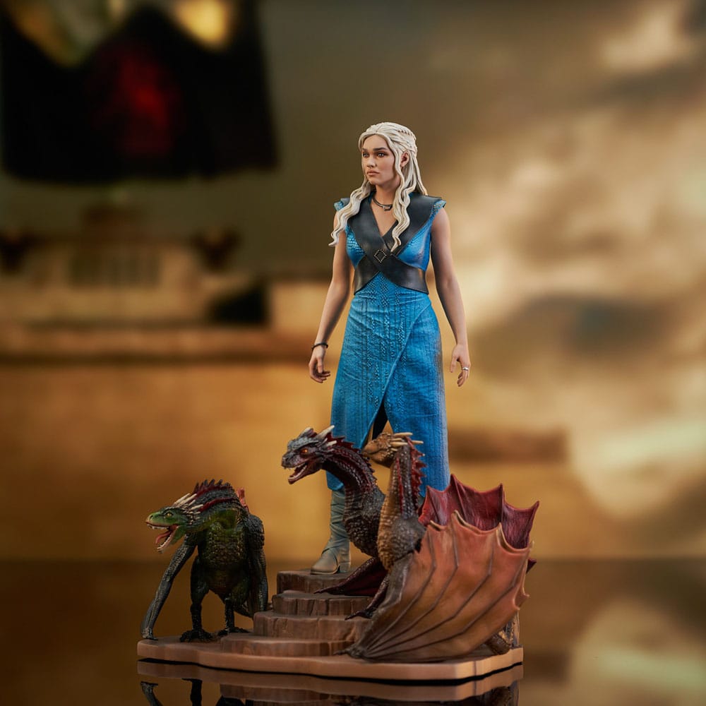Game of Thrones Deluxe Gallery PVC Statue Daenerys Targaryen 24 cm - MangaShop.ro