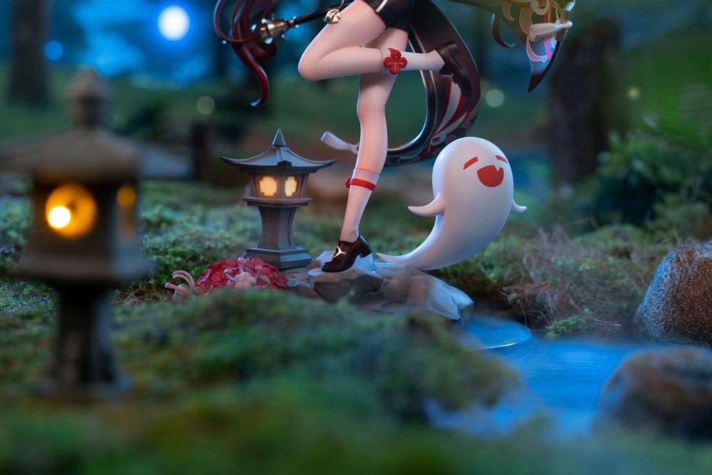 Genshin Impact PVC Statue 1/7 Hu Tao Fragrance in Thaw Ver. 27 cm - MangaShop.ro