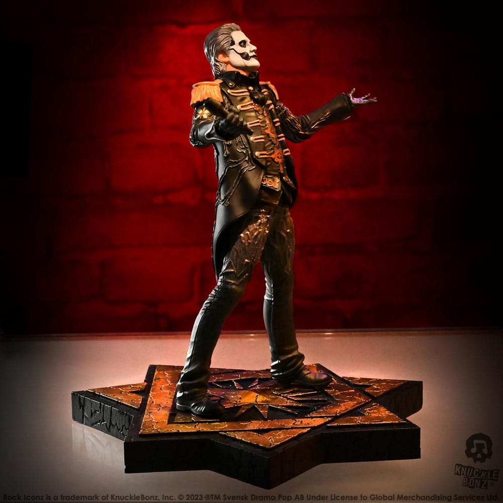 Ghost Rock Iconz Statue 1/9 Papa Emeritus IV (Military Jacket) 22 cm - MangaShop.ro