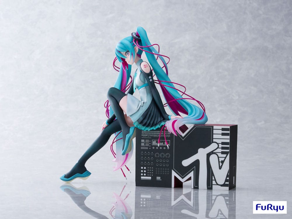 Hatsune Miku Statue 1/7 Hatsune Miku x MTV 20 cm - MangaShop.ro