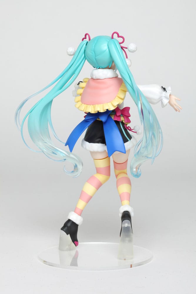 Hatsune Miku PVC Statue Winter Image Ver. 18 cm - MangaShop.ro