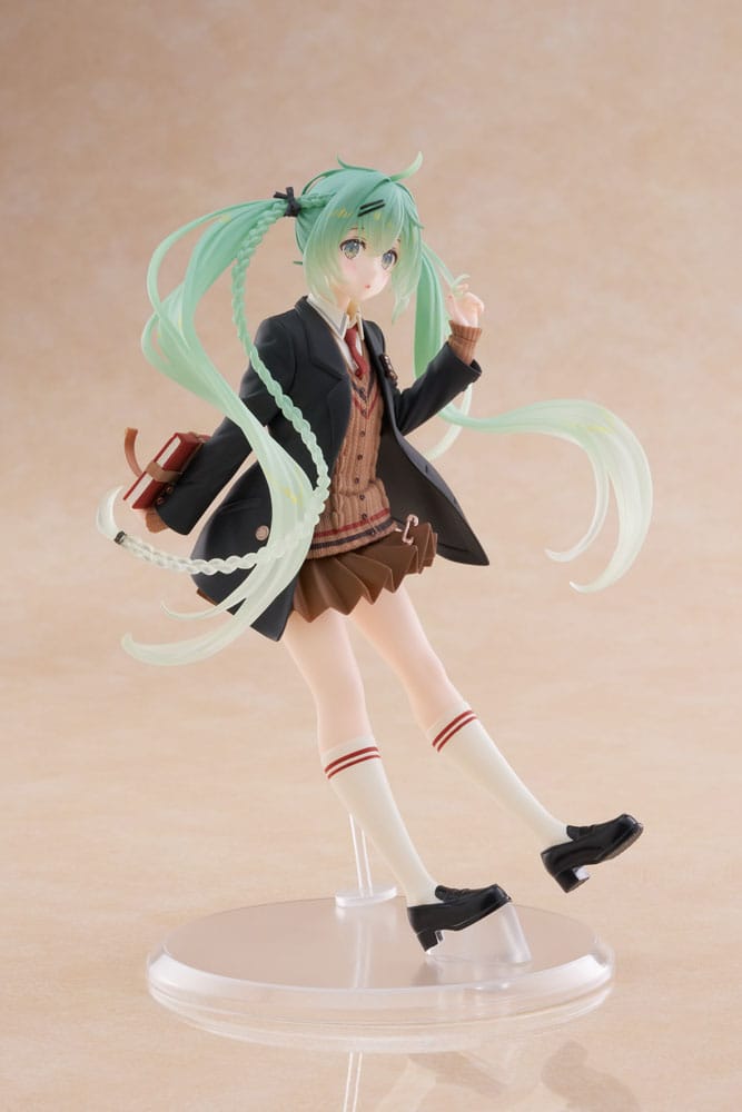 Hatsune Miku PVC Statue Hatsune Miku Fashion Preppy Ver. 18 cm - MangaShop.ro