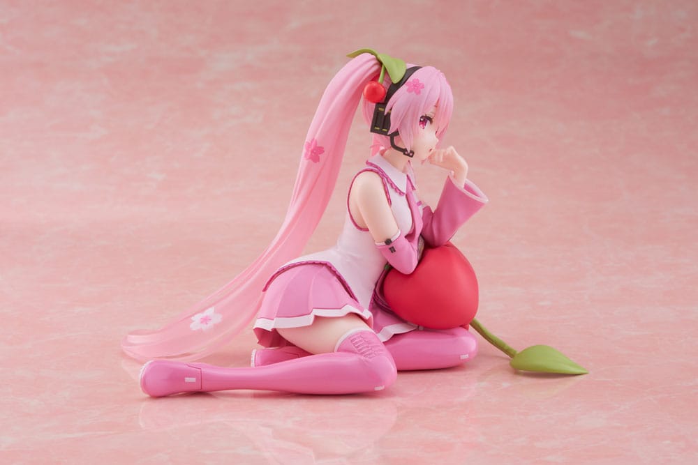 Hatsune Miku PVC Statue Desktop Cute Figure Sakura Miku Cherry Cushion Ver. 13 cm - MangaShop.ro