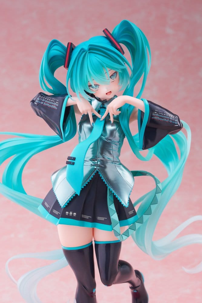 Hatsune Miku T-Most PVC Figure 30 cm - MangaShop.ro