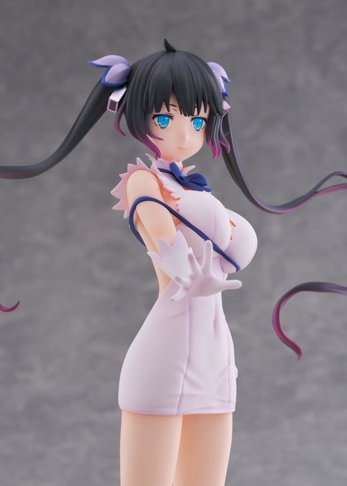Is It Wrong to Try to Pick Up Girls in a Dungeon? V PVC Figure 1/7 Hestia Divinity Unleashed Ver. 24 cm - MangaShop.ro