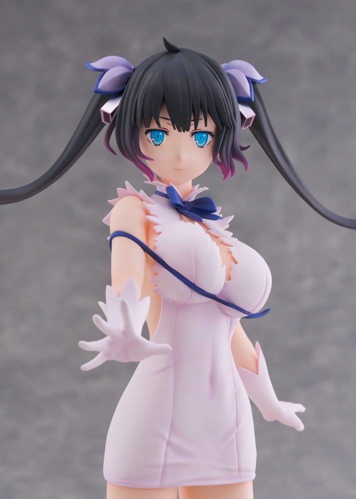 Is It Wrong to Try to Pick Up Girls in a Dungeon? V PVC Figure 1/7 Hestia Divinity Unleashed Ver. AmiAmi Limited Edition 24 cm - MangaShop.ro