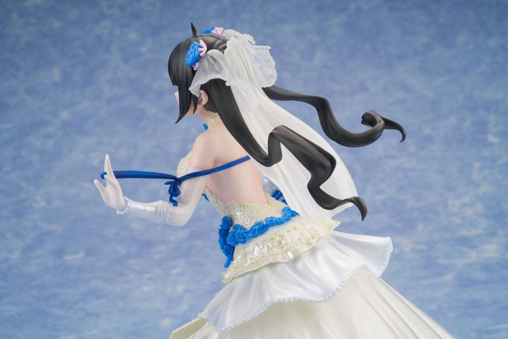 Is It Wrong to Try to Pick Up Girls in a Dungeon? PVC Statue 1/7 Hestia 20 cm - MangaShop.ro