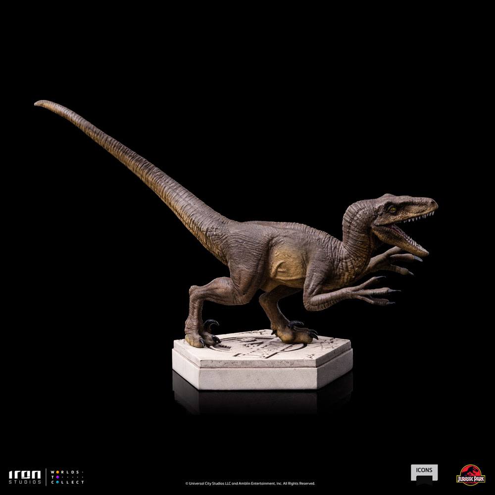 Jurassic World Icons Statue Velociraptor A 9 cm - MangaShop.ro