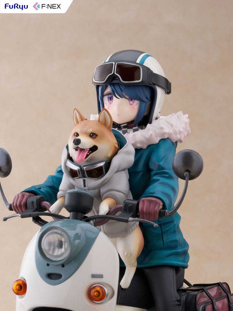 Laid Back Camp F:NEX PVC Statue 1/7 Rin Shima 20 cm - MangaShop.ro