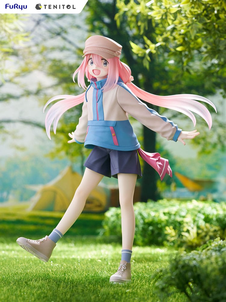 Laid-Back Camp Tenitol PVC Statue Nadeshiko Kagamihara 22 cm - MangaShop.ro