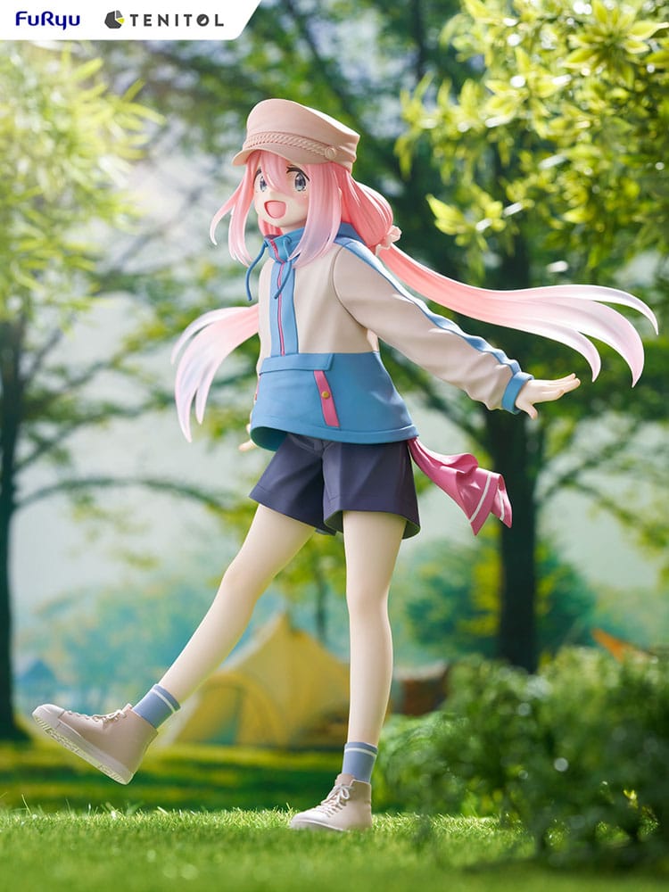 Laid-Back Camp Tenitol PVC Statue Nadeshiko Kagamihara 22 cm - MangaShop.ro