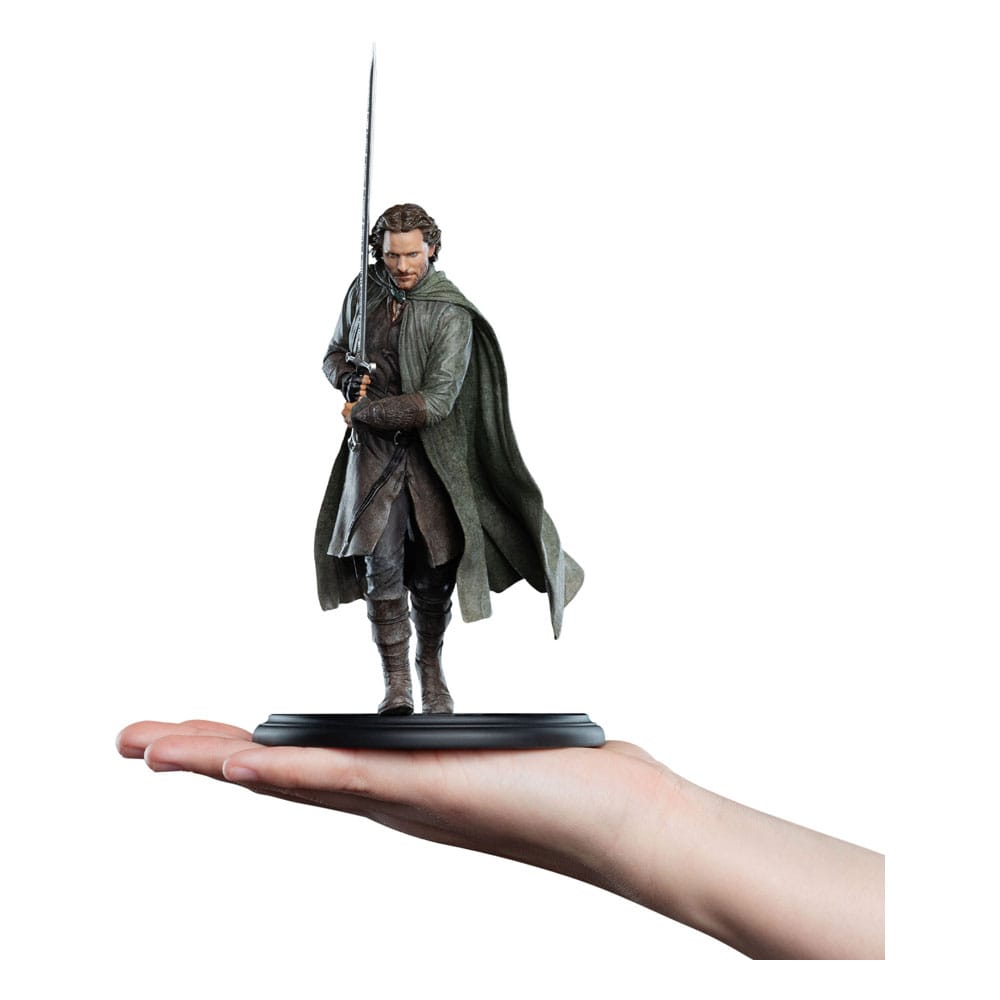 Lord of the Rings Mini Statue Aragorn 20 cm - MangaShop.ro
