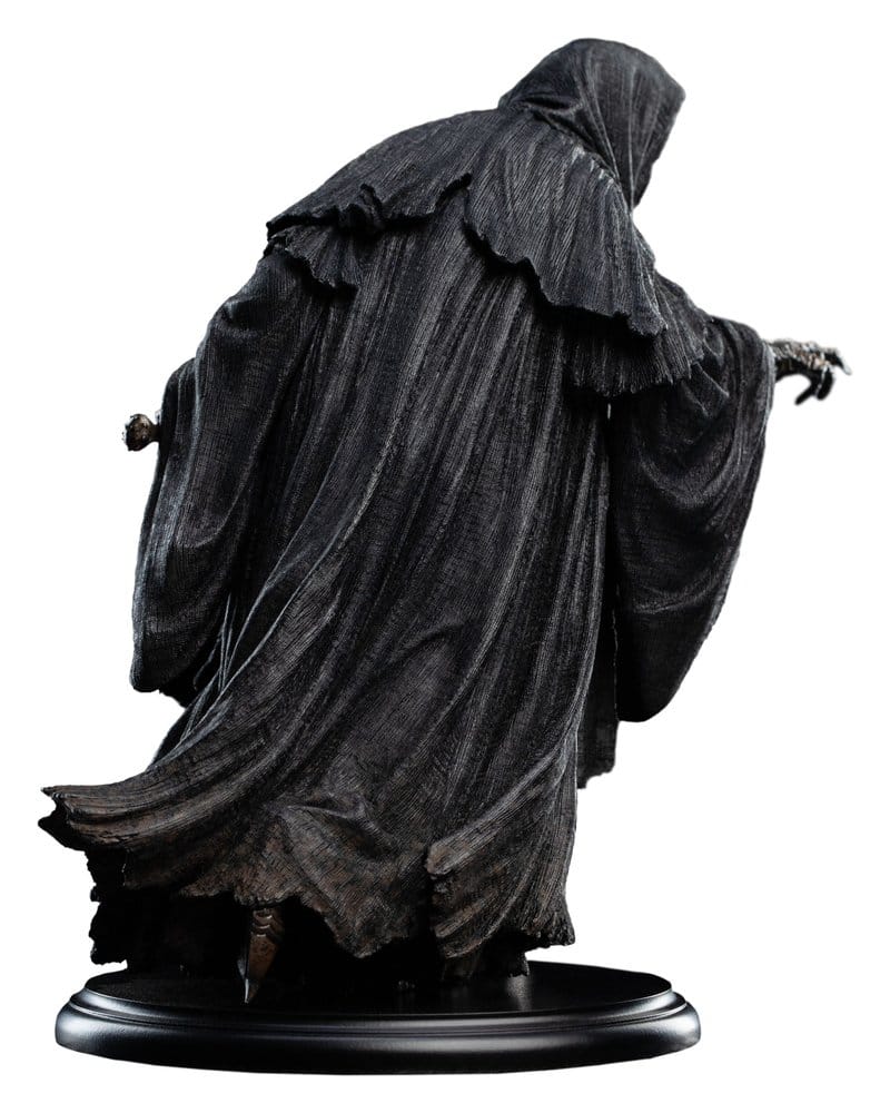 The Lord of the Rings Trilogy Mini Statue Ringwraith at the Prancing Pony 18 cm - MangaShop.ro