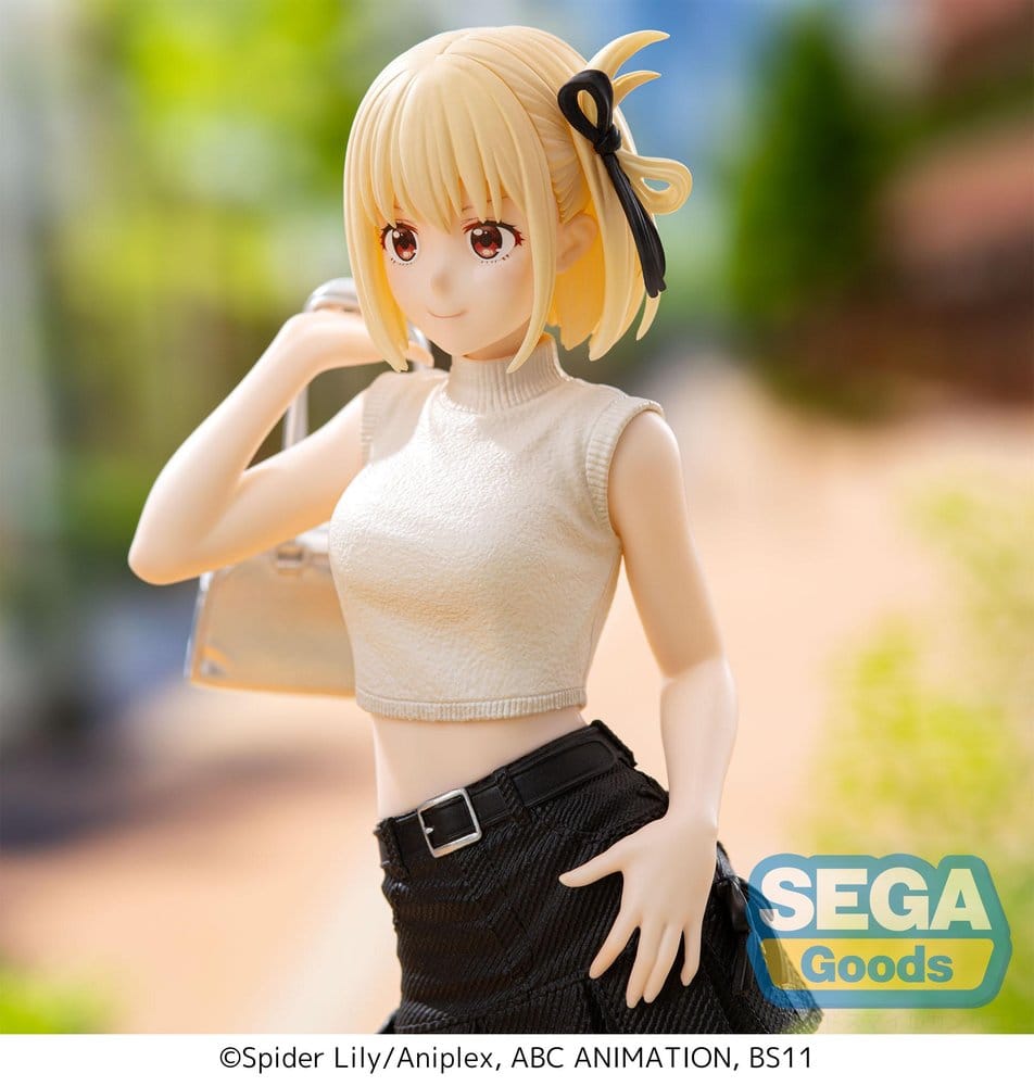 Lycoris Recoil High Premium Figure PVC Figure Chisato Nishikigi Street Snap 20 cm - MangaShop.ro