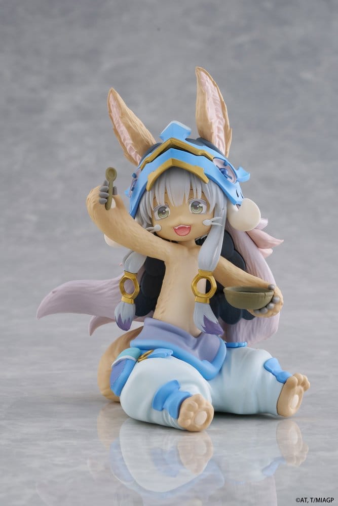 Made in Abyss Desktop Cute PVC Figure Nanachi (Mealtime ver.) 13 cm - MangaShop.ro