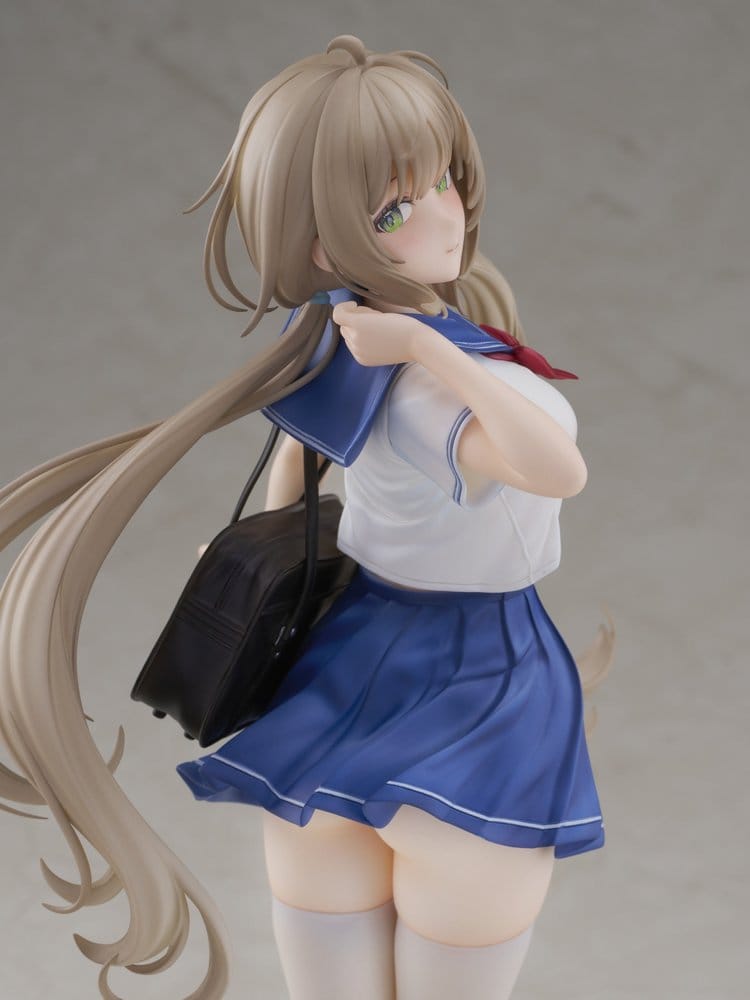 KoiKoi Sakura PVC Figure 1/6 Momoko Uniform Ver. 27 cm - MangaShop.ro