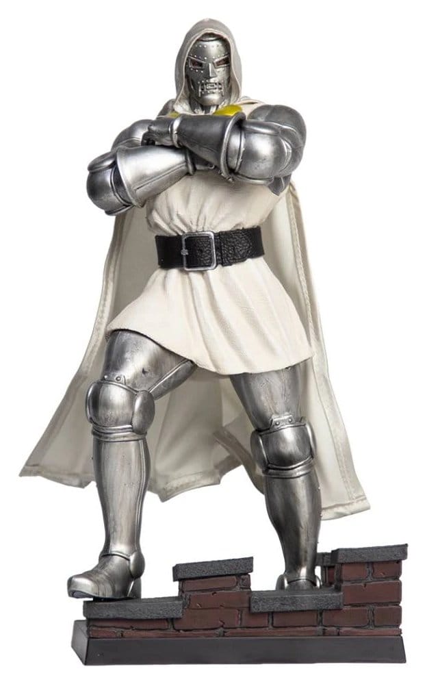 Marvel Collection PVC Figure 1/6 Doctor Doom (Doctor Doom #1) Future Foundation (Gold Label) 30 cm - MangaShop.ro