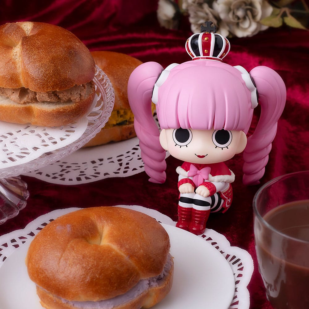 One Piece Look Up PVC Statue Perona 11 cm - MangaShop.ro