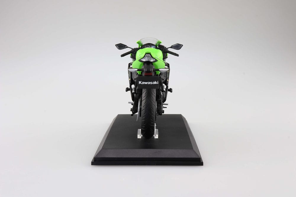 Diecast Bike Series Statue 1/12 Kawasaki Ninja ZX-25R Lime Green×Ebony 16 cm - MangaShop.ro