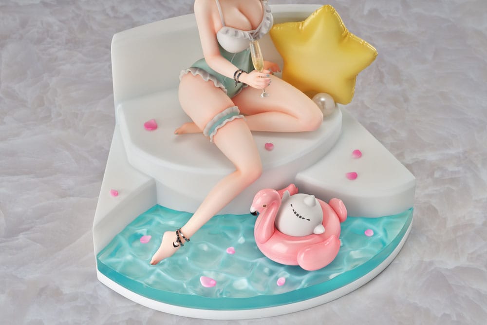 Senkan Shoujo R PVC Statue 1/7 Lexington (CV-16) Summer of Ingleside Ver. 19 cm - MangaShop.ro