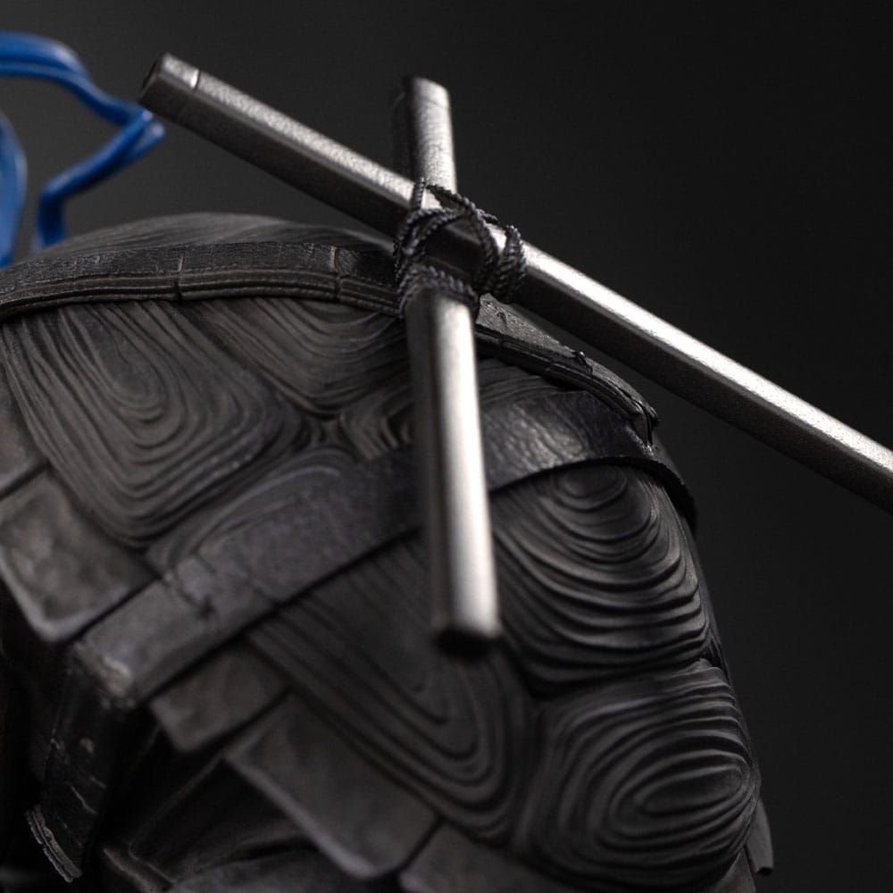 Teenage Mutant Ninja Turtles Art Scale Statue 1/10 Leonardo Black and White Variant 26 cm heo exclusive - MangaShop.ro