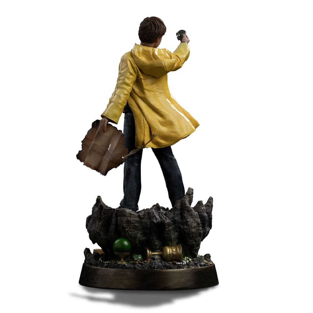 The Goonies Art Scale Statue 1/10 Mikey Walsh (40th anniversary) 21 cm - MangaShop.ro